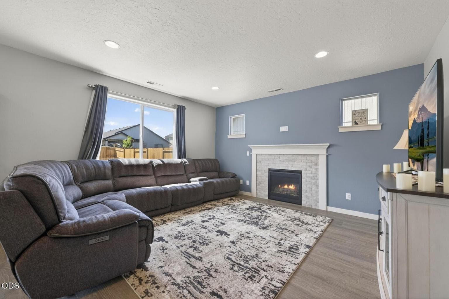 Photo of 3461 NW 9th Street 7 of 39