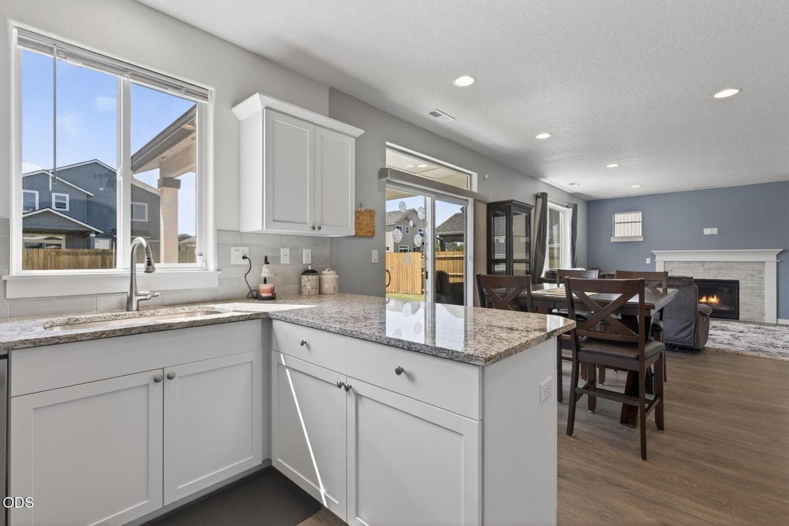 Photo of 3461 NW 9th Street 11 of 39