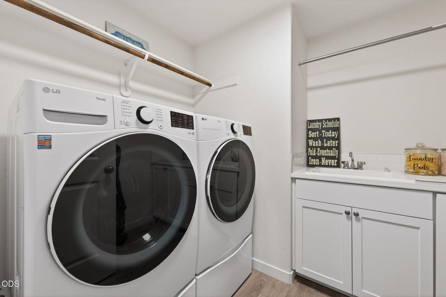 Photo of 3461 NW 9th Street 28 of 39