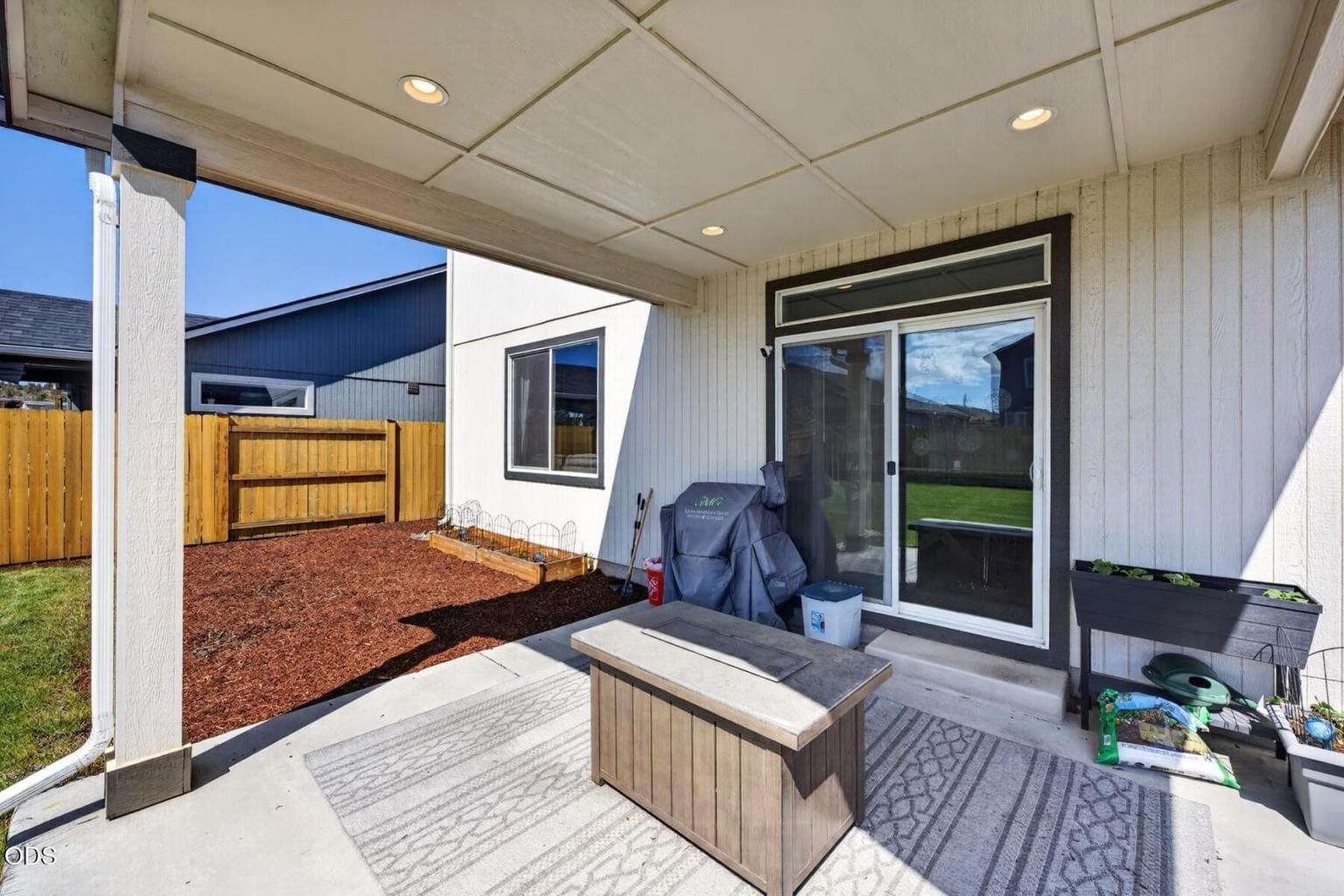 Photo of 3461 NW 9th Street 36 of 39