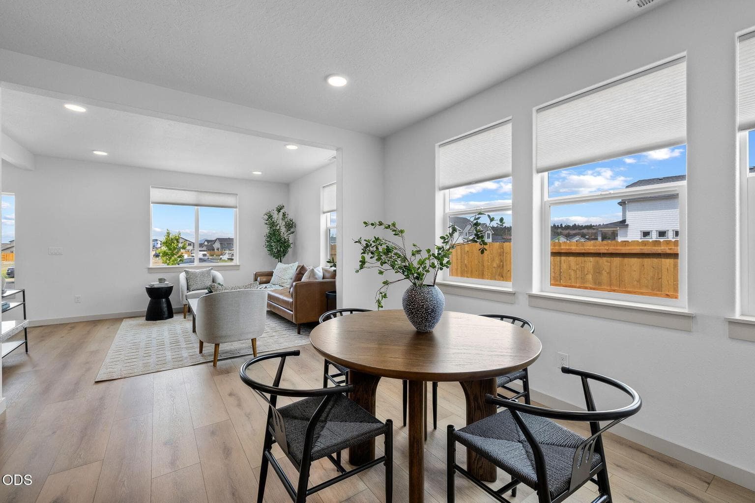 Photo of 3482 7th 4 of 18