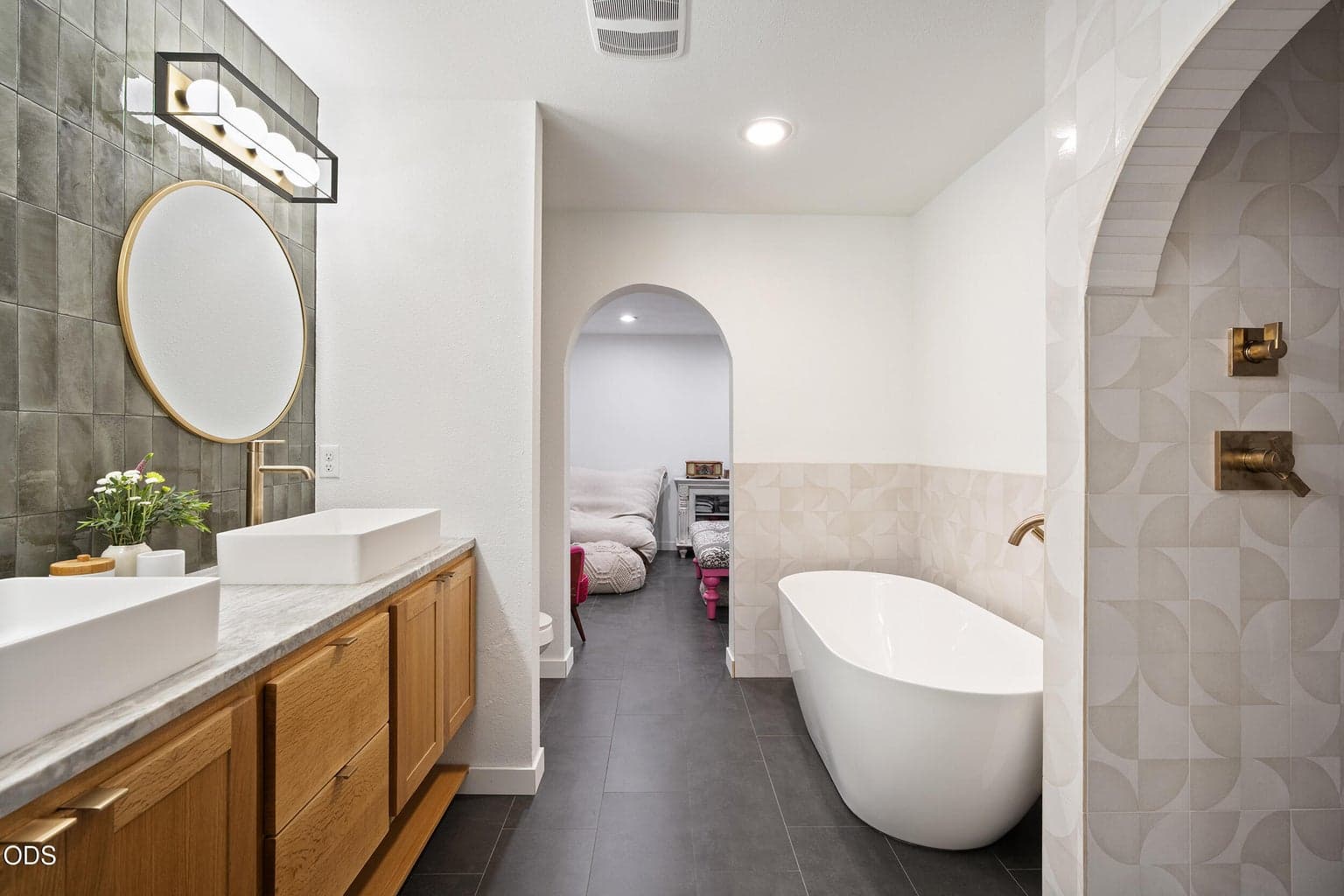 Photo of 17349 Harlequin Drive 21 of 44