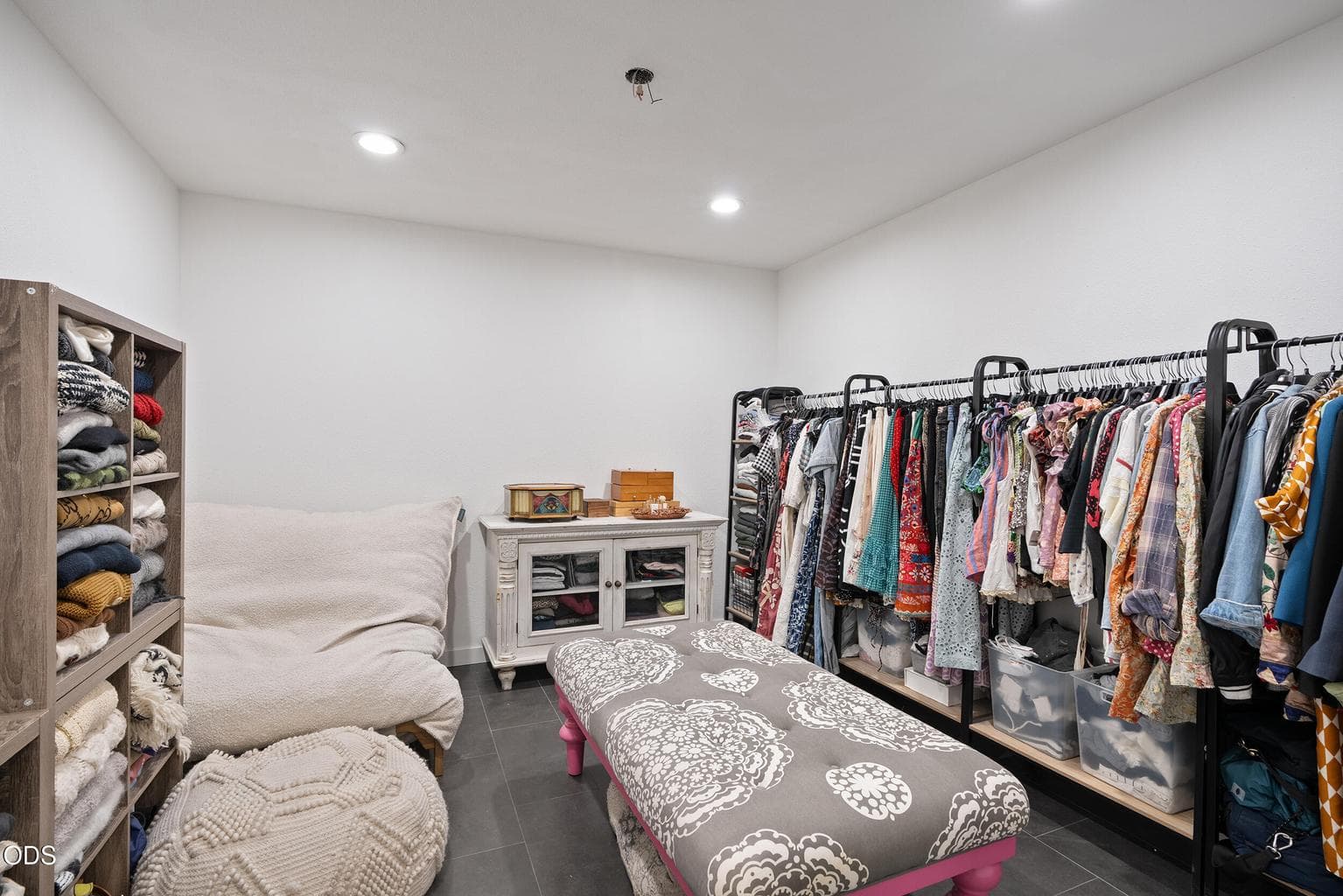 Photo of 17349 Harlequin Drive 25 of 44