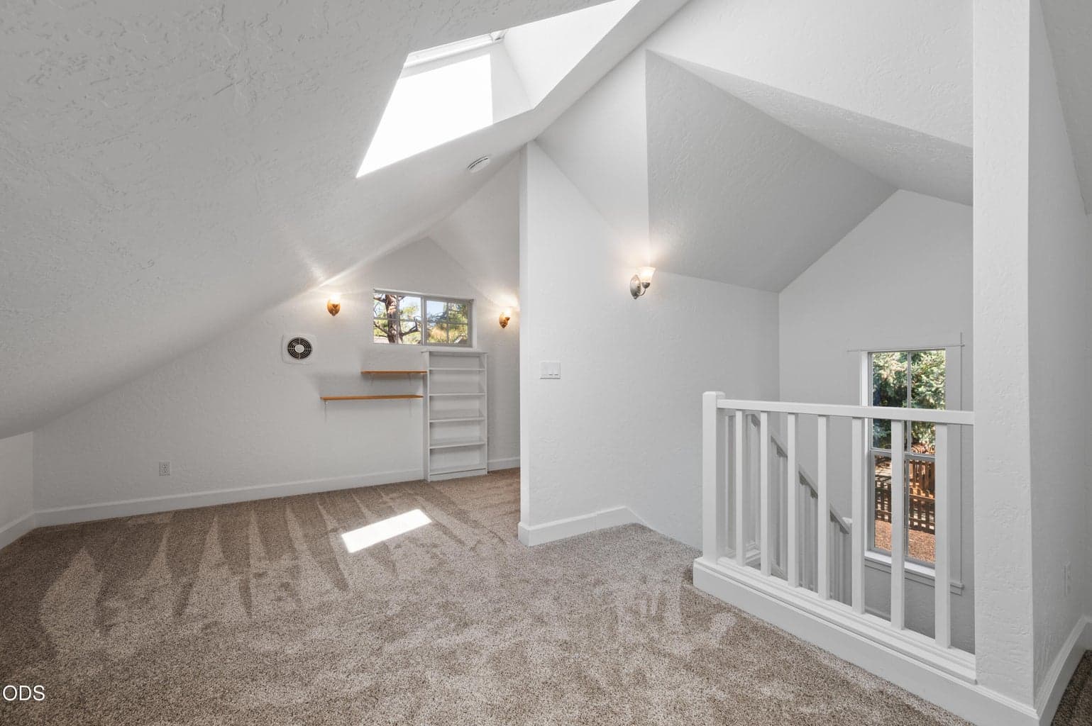 Upstairs Loft Area