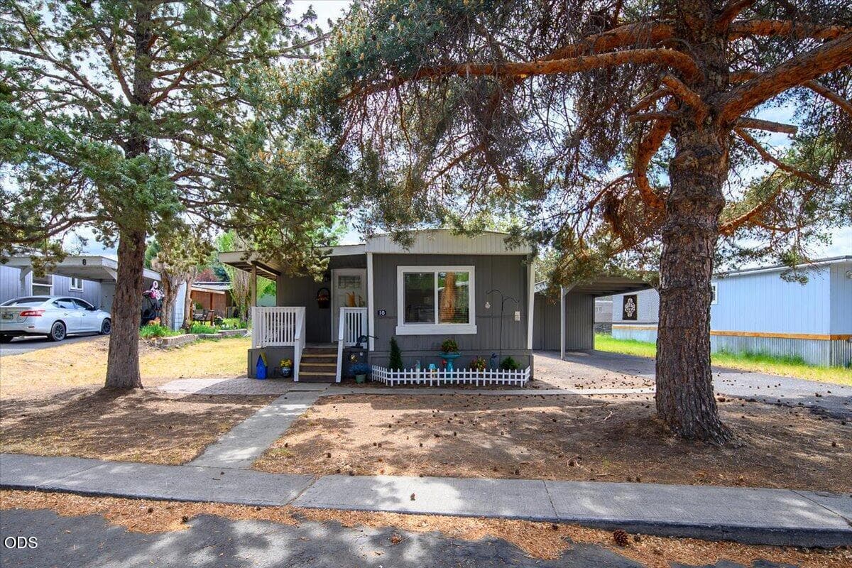 Photo of 61445 27th 2 of 17