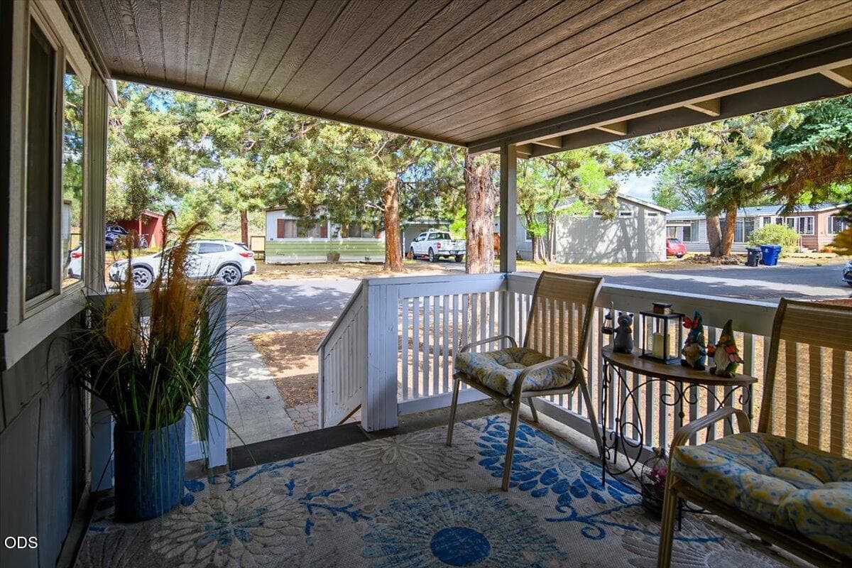 Photo of 61445 27th 3 of 17