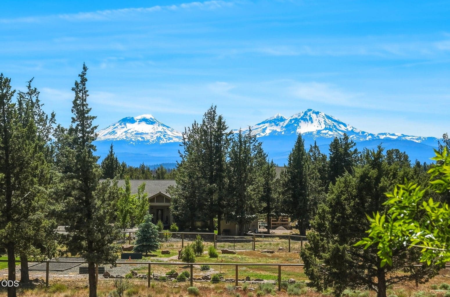 Photo of 17584 Mountain View Road 48 of 71