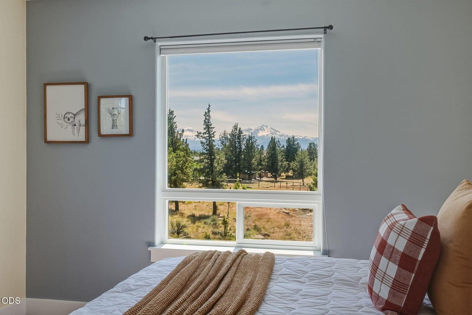 Photo of 17584 Mountain View Road 47 of 71