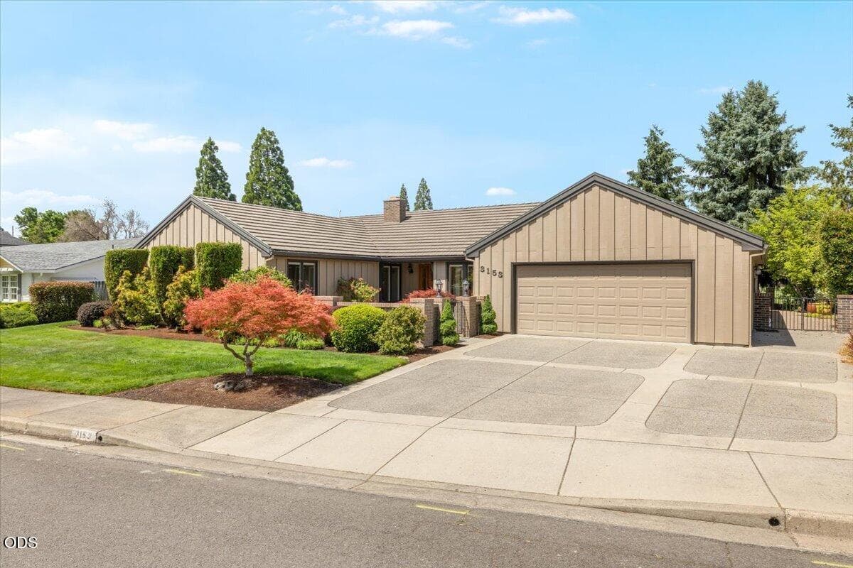 Photo of 3153 Pepperwood 2 of 34