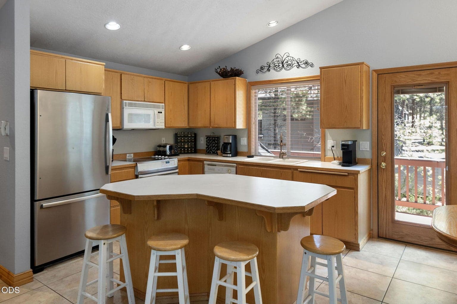 Photo of 57158 Killdeer Lane 6 of 23