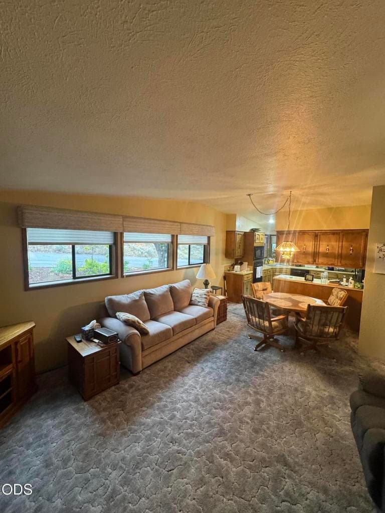 Photo of 2080 Terrace 3 of 40