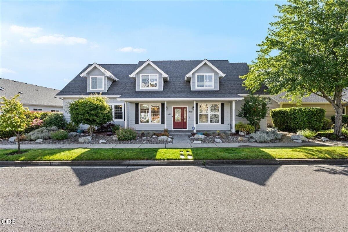928 Buck Point