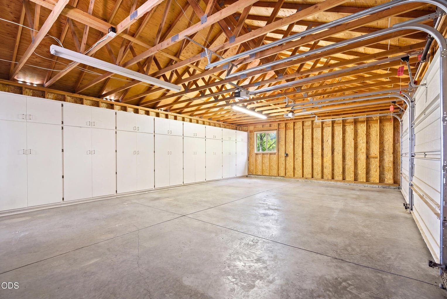 Main house 3 car garage