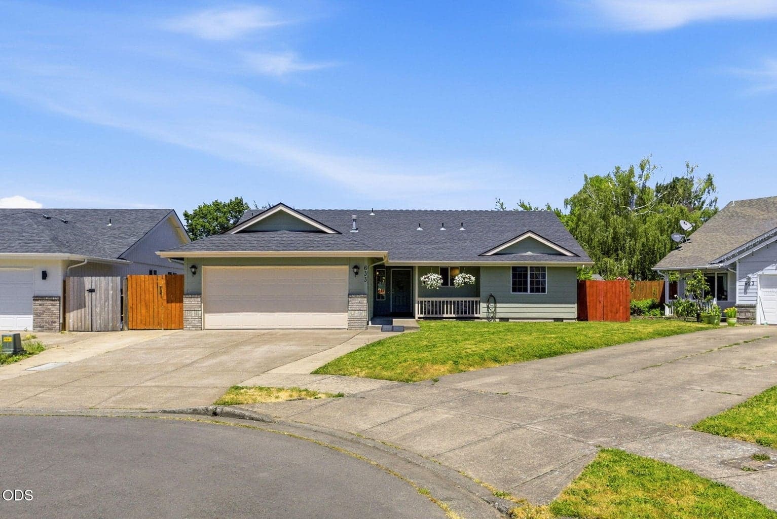 633 Cedar