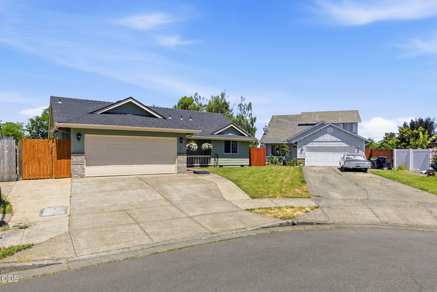 Photo of 633 Cedar 2 of 33