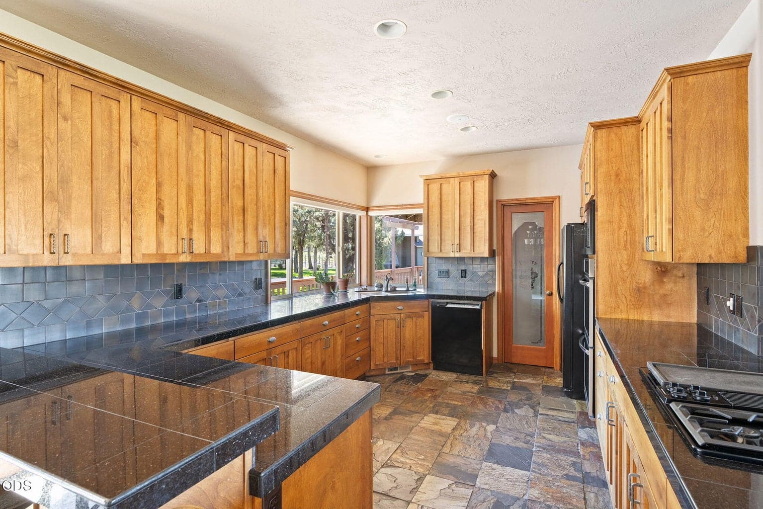 Photo of 6900 NE 1st Street 23 of 122