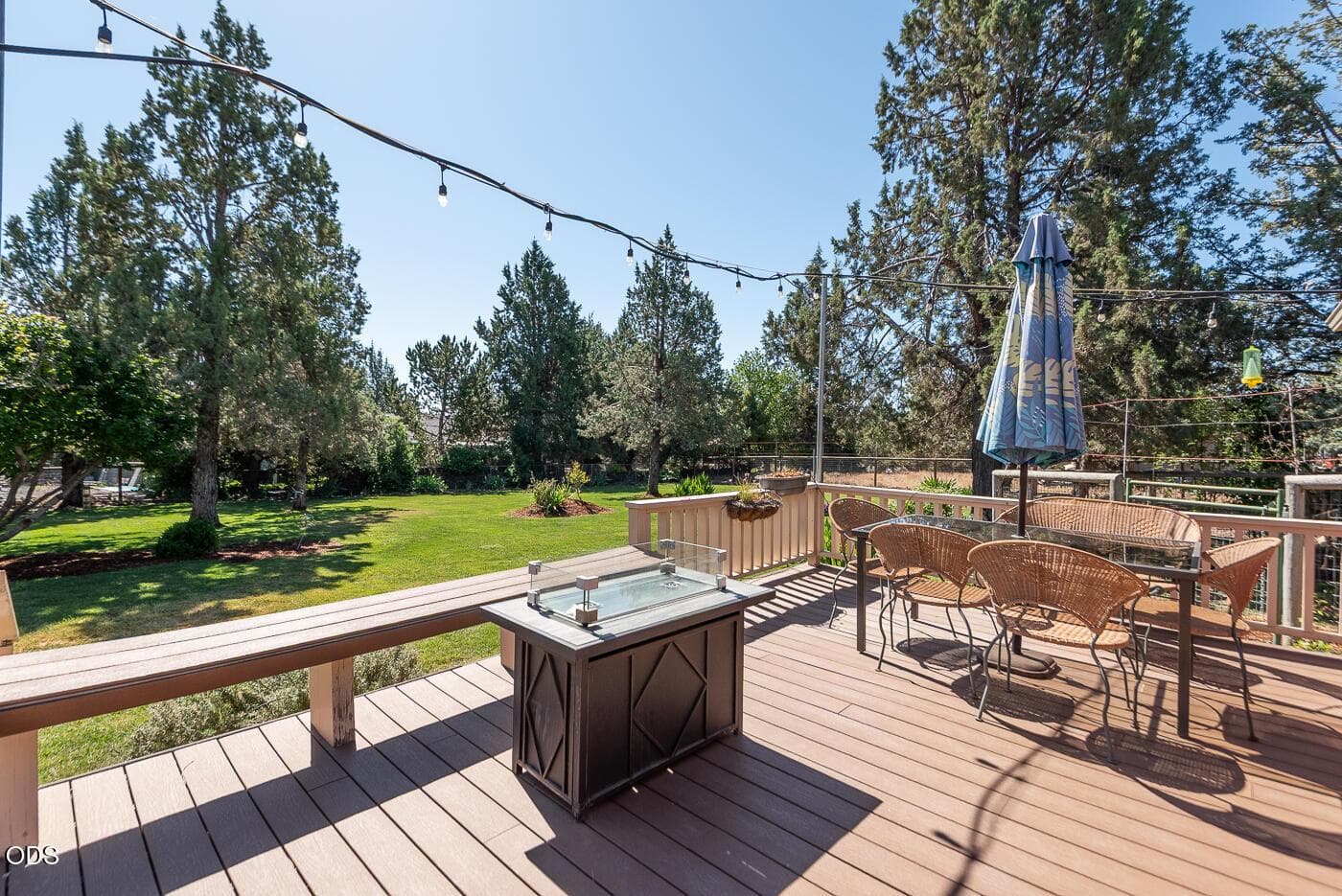 Photo of 1455 SW Sunset Drive 26 of 43