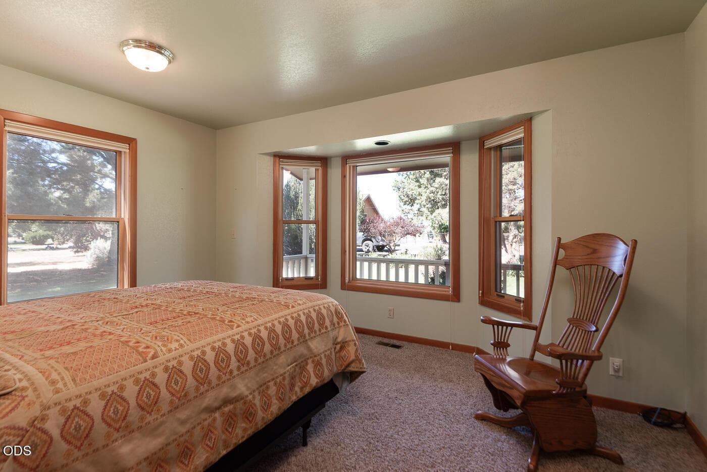 Photo of 1455 SW Sunset Drive 18 of 43