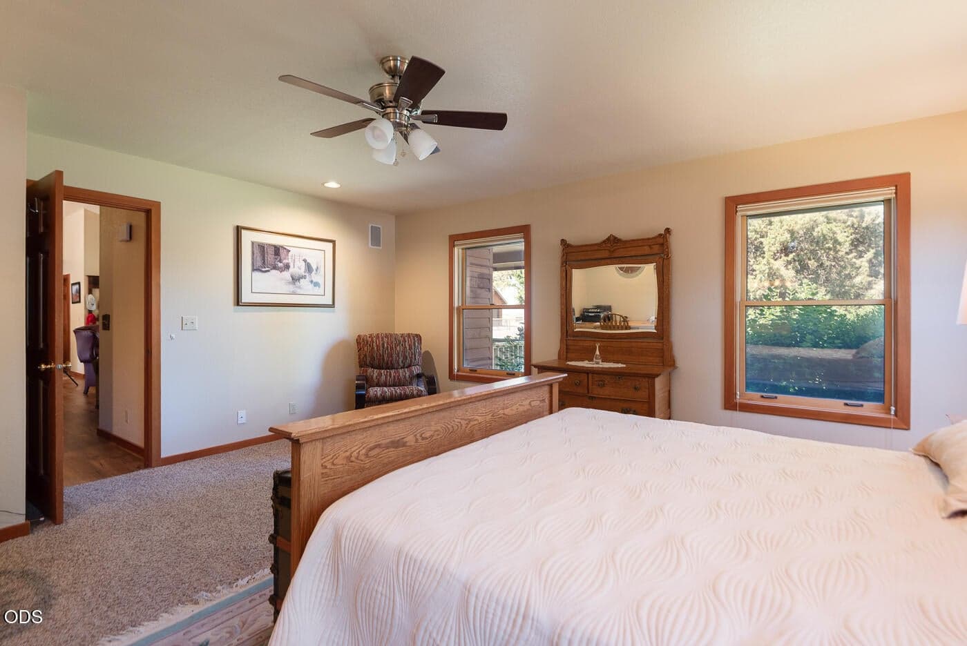 Photo of 1455 SW Sunset Drive 15 of 43