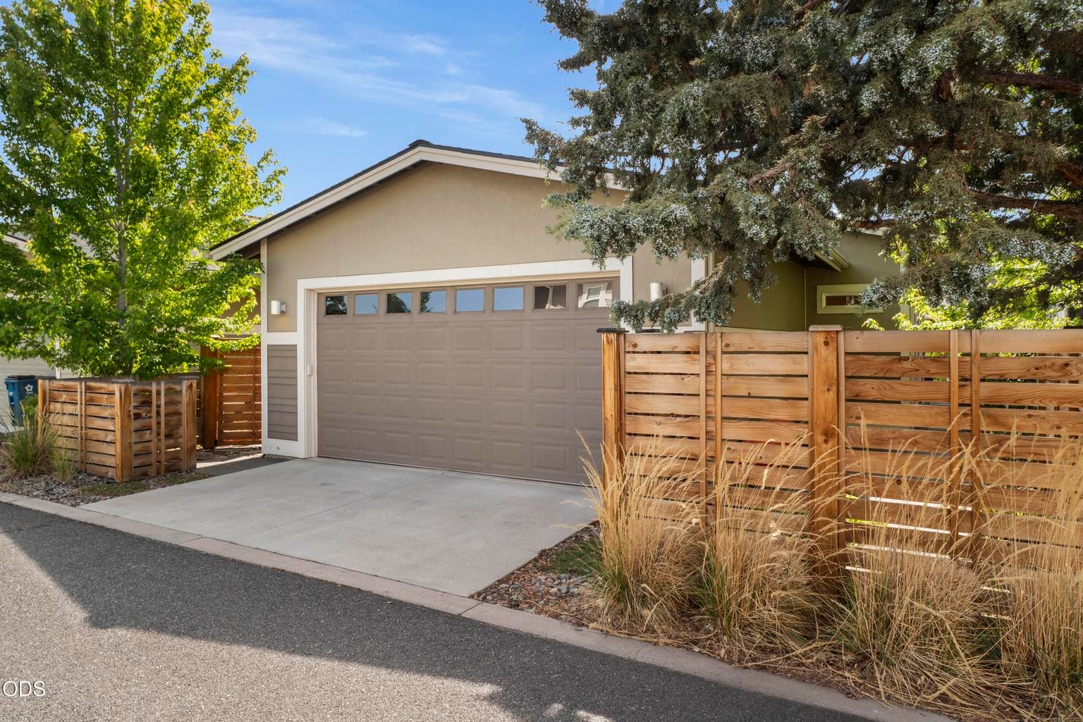 Photo of 63378 NW Clearstone Drive 34 of 45