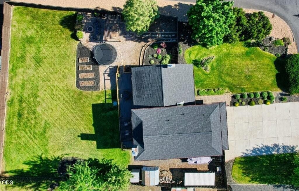 Photo of 61211 Mount Vista Drive 58 of 61
