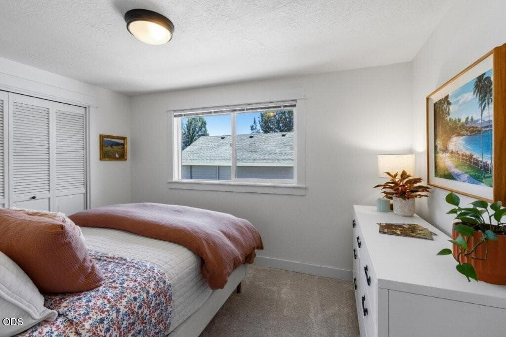FOURTH BEDROOM