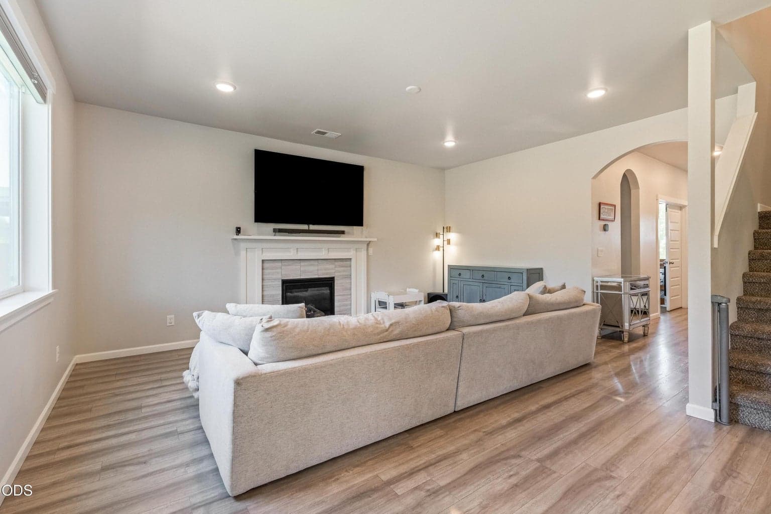 Photo of 16504 Pine Creek 5 of 38
