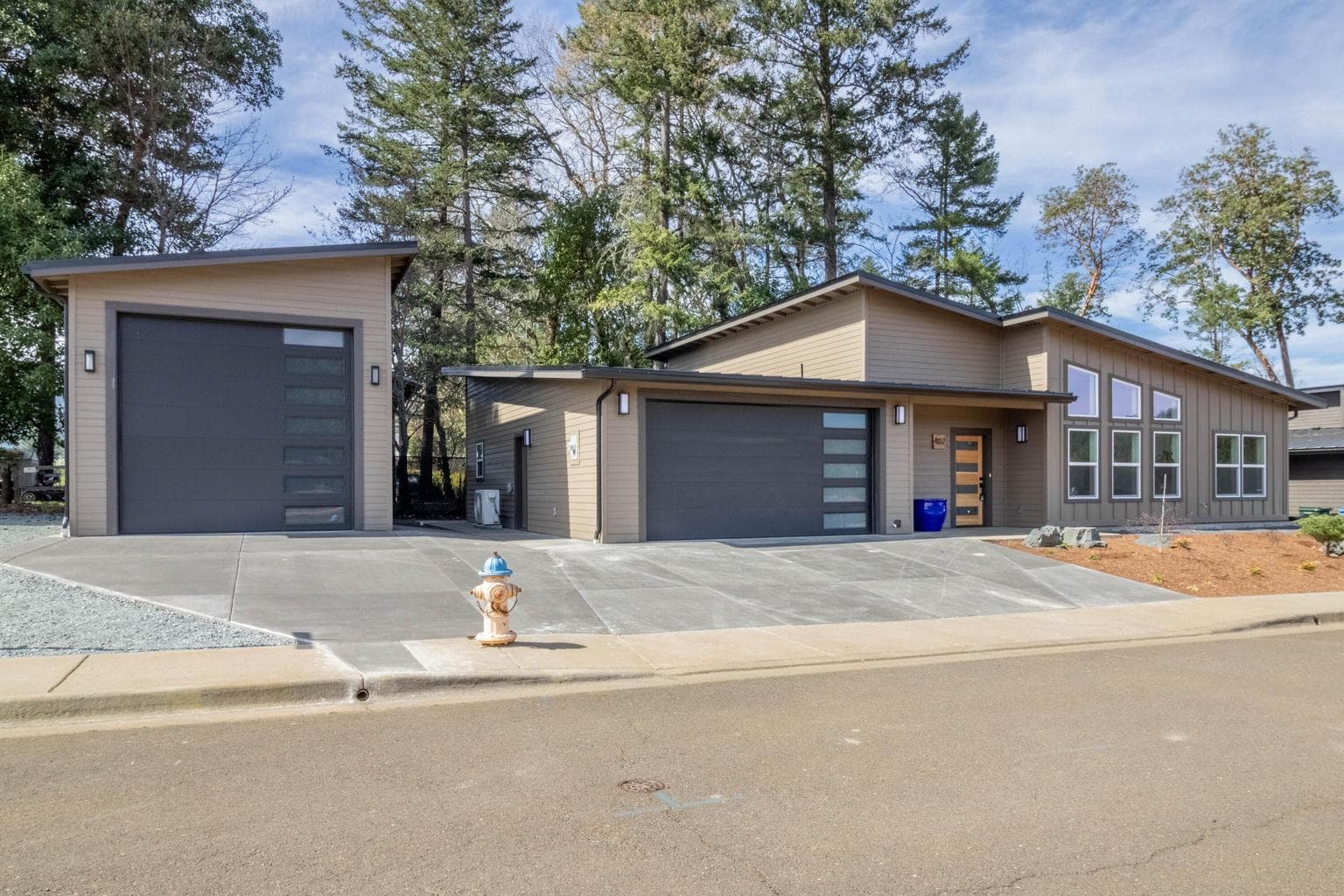 Photo of 407 Selah 2 of 31