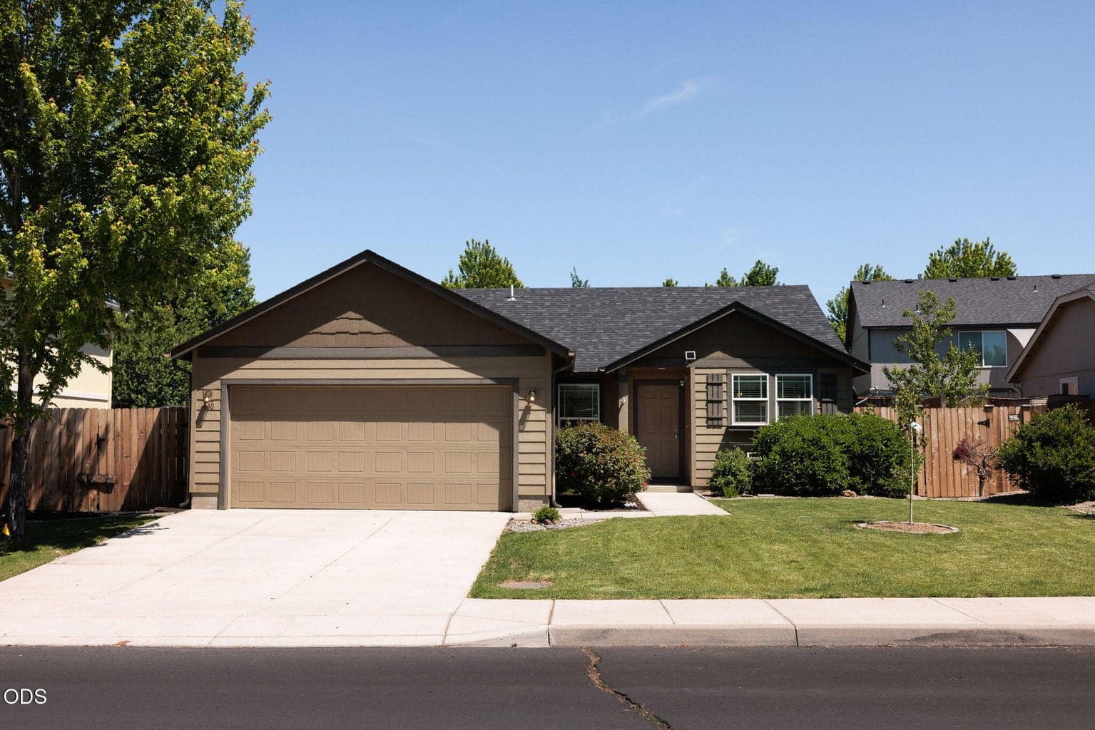 Photo of 440 31st 1 of 24