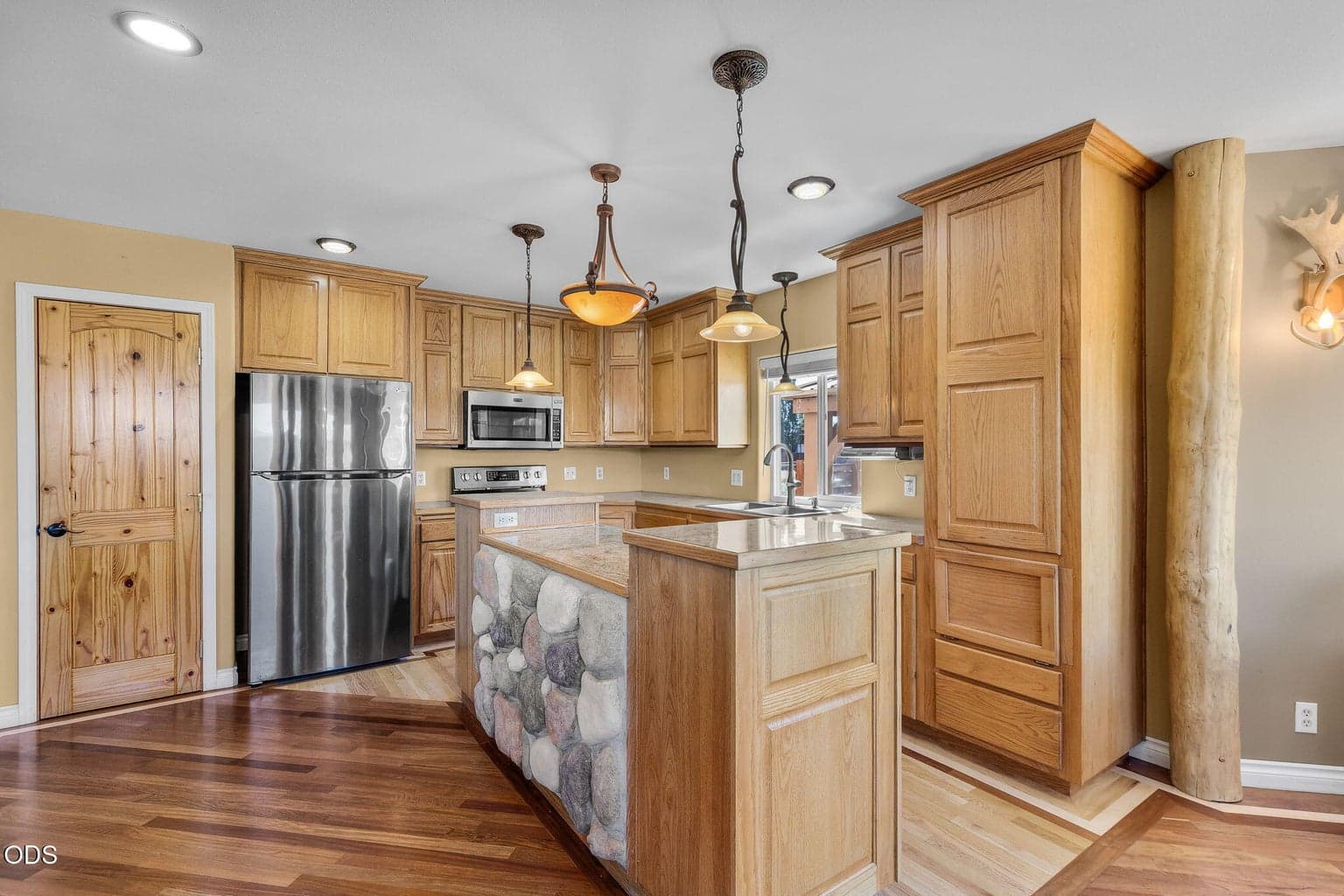 Photo of 66967 Lance Road 12 of 59
