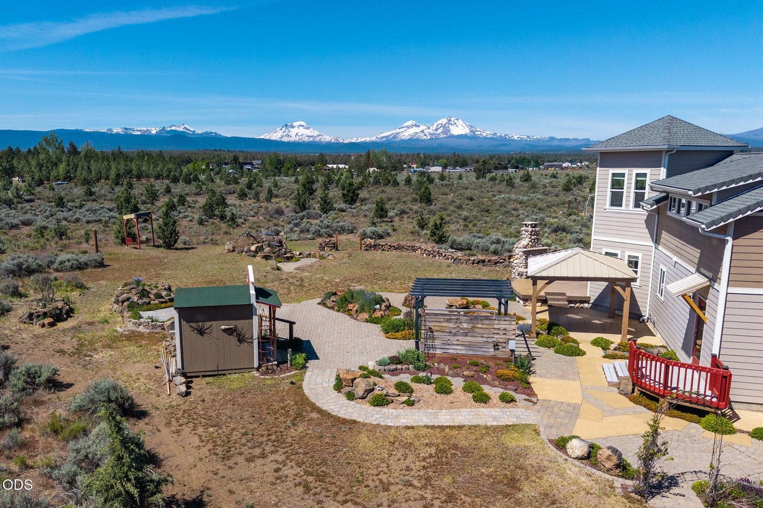 Photo of 66967 Lance Road 1 of 59
