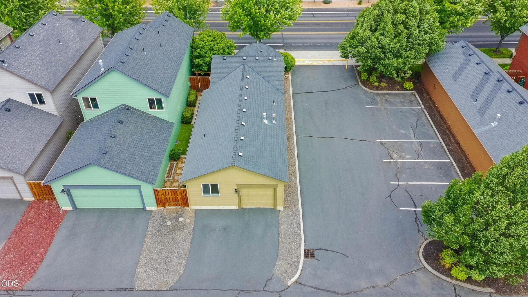 Photo of 417 27th 2 of 21
