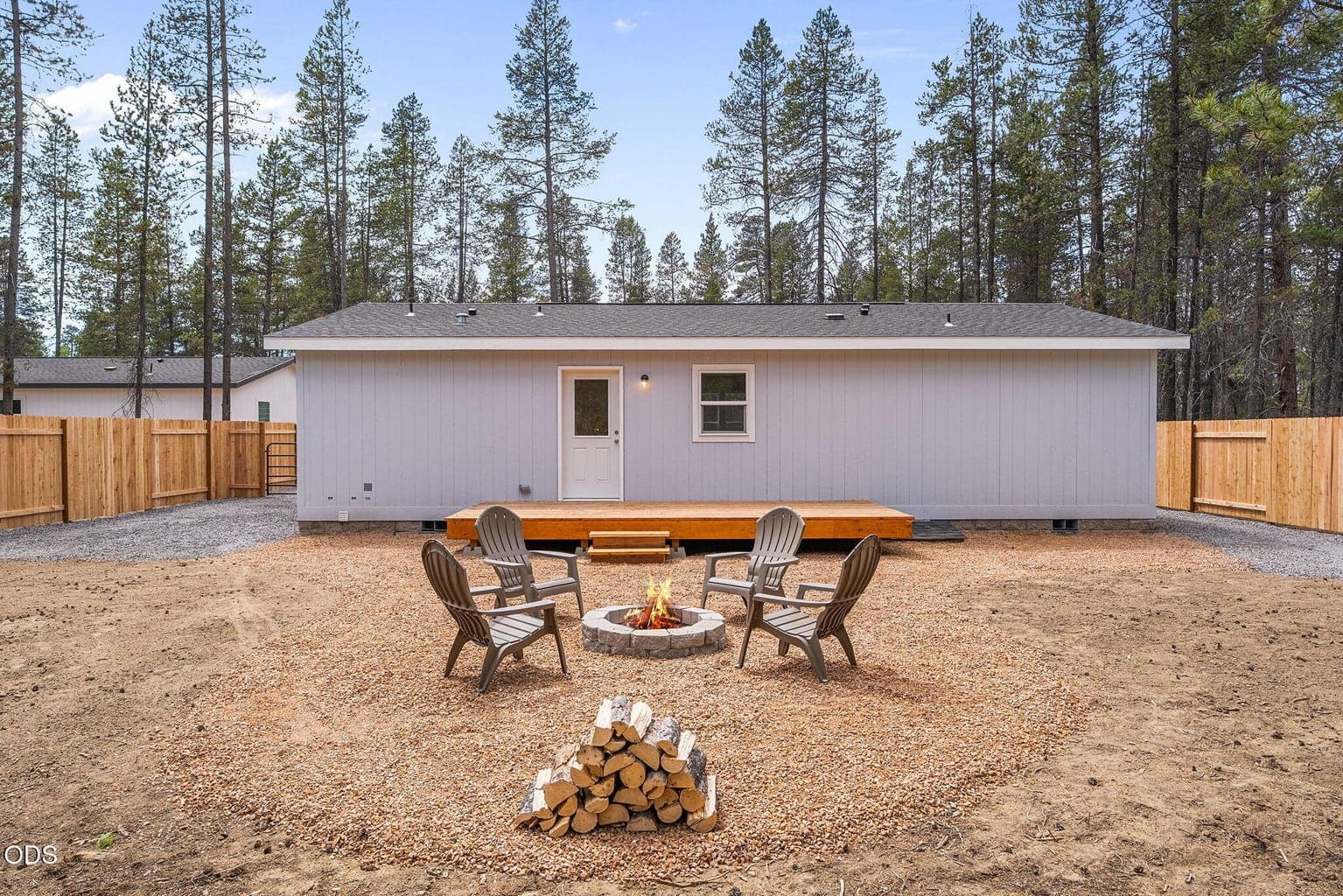 Photo of 52718 Oak Drive 6 of 36