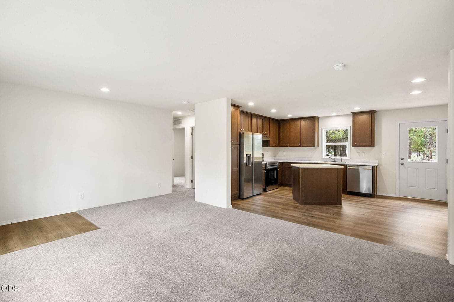 Photo of 52718 Oak Drive 14 of 36
