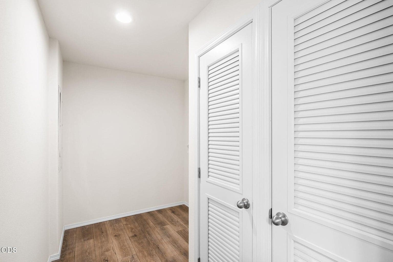 Photo of 52718 Oak Drive 27 of 36