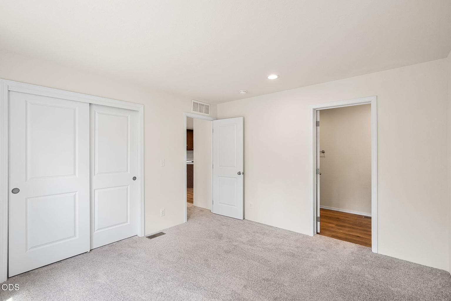 Photo of 52718 Oak Drive 19 of 36