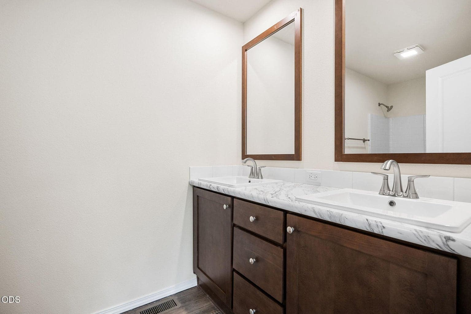 Photo of 52718 Oak Drive 20 of 36