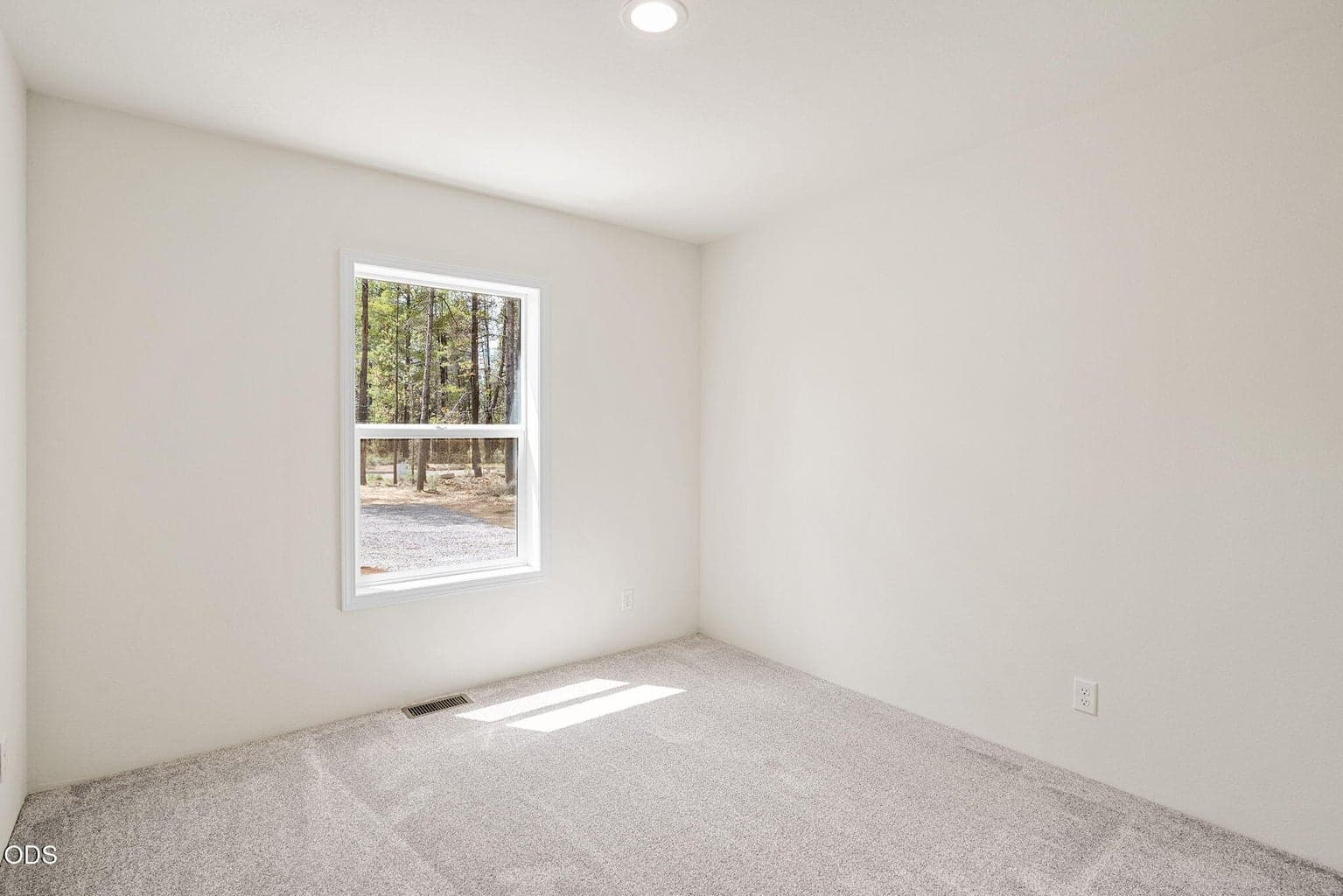 Photo of 52718 Oak Drive 26 of 36