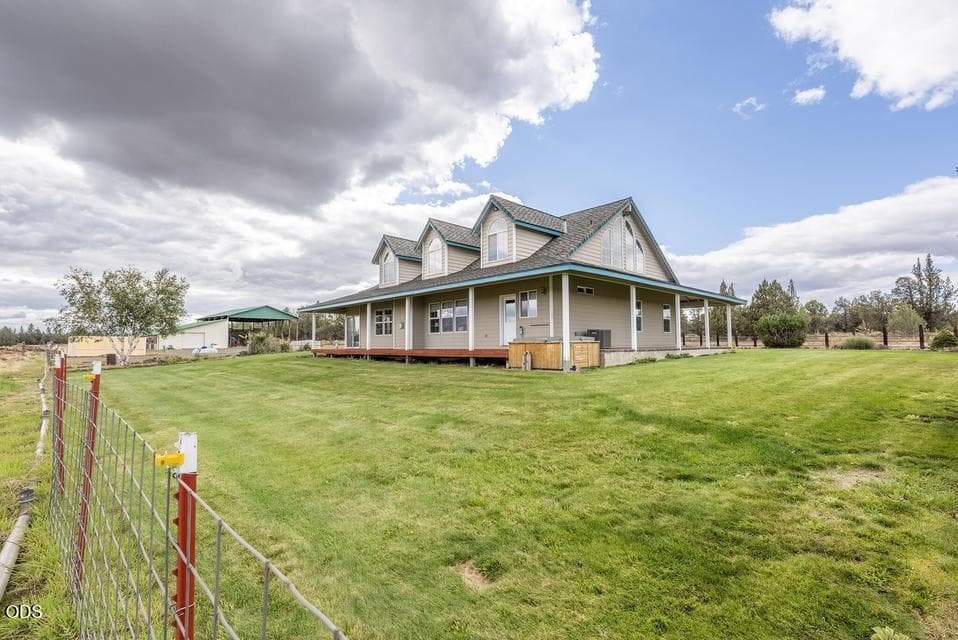 Photo of 24585 Dodds Road 12 of 108