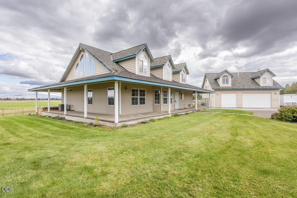 Photo of 24585 Dodds Road 13 of 108