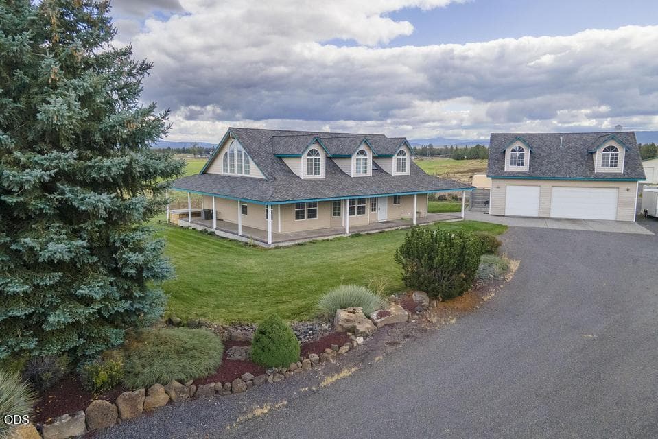 Photo of 24585 Dodds Road 19 of 108