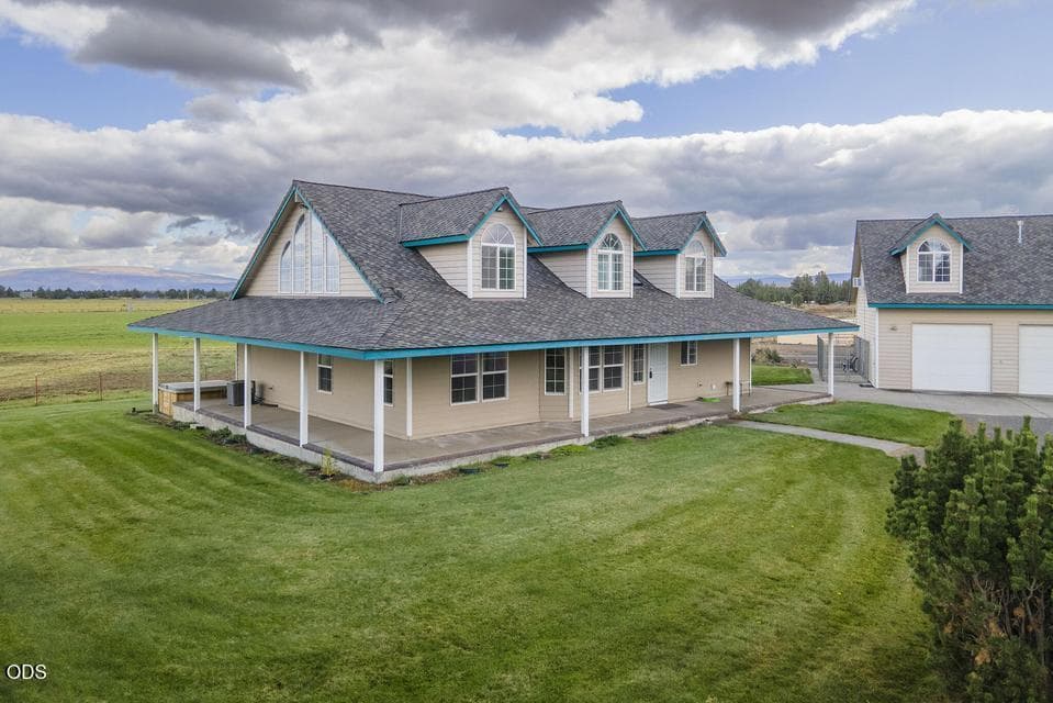 Photo of 24585 Dodds Road 20 of 108