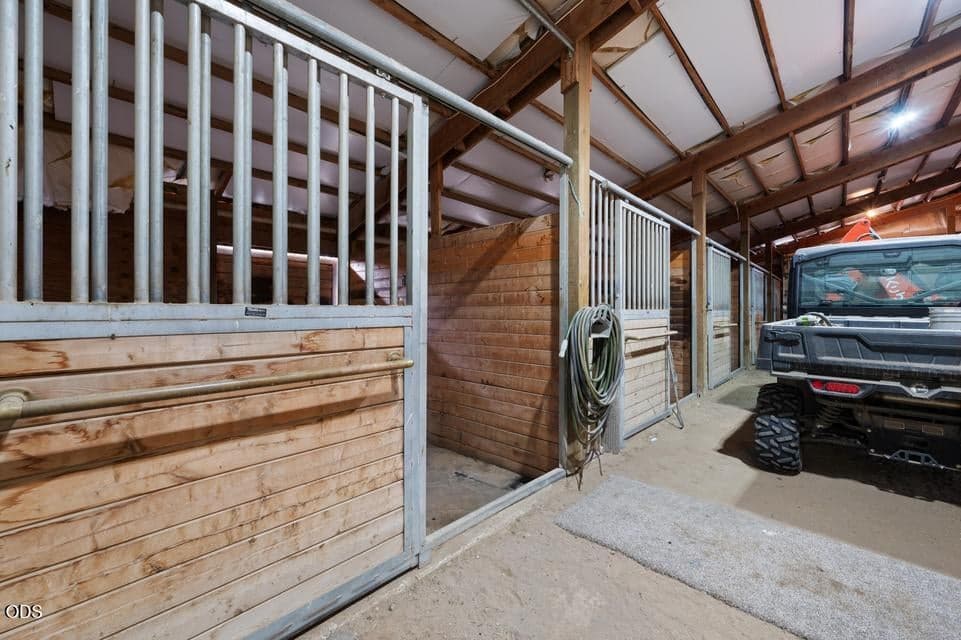 Photo of 24585 Dodds Road 24 of 108