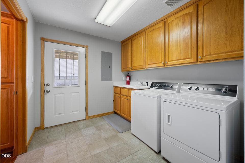 Photo of 24585 Dodds Road 39 of 108