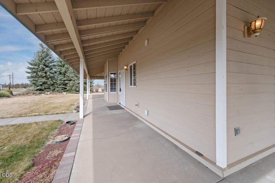 Photo of 24585 Dodds Road 60 of 108