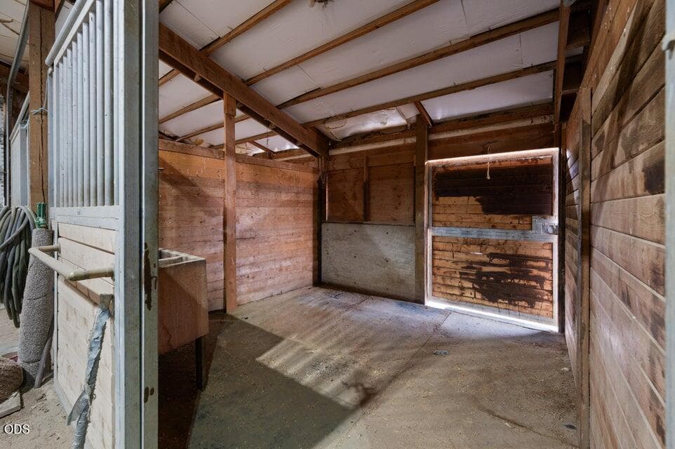 Photo of 24585 Dodds Road 78 of 108