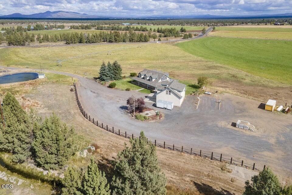 Photo of 24585 Dodds Road 83 of 108