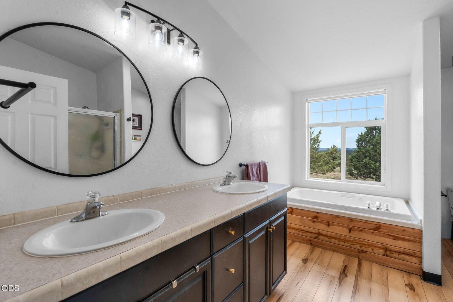 Photo of 5555 SE Jerry Drive 13 of 24