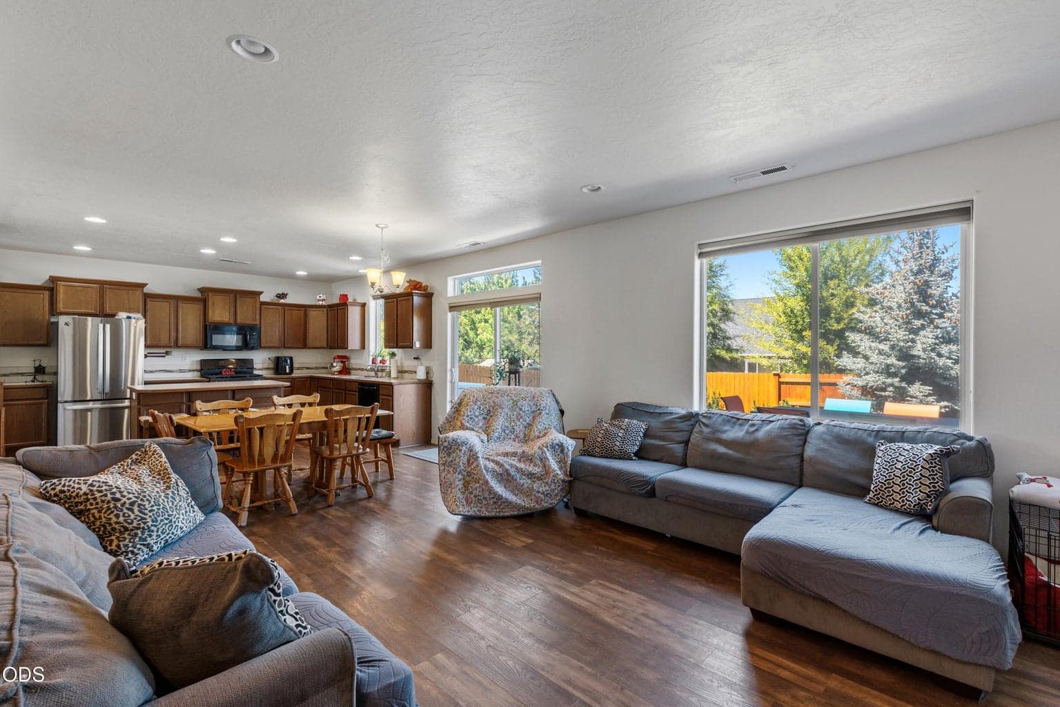 Photo of 21382 NE Eagle Crossing Avenue 14 of 44