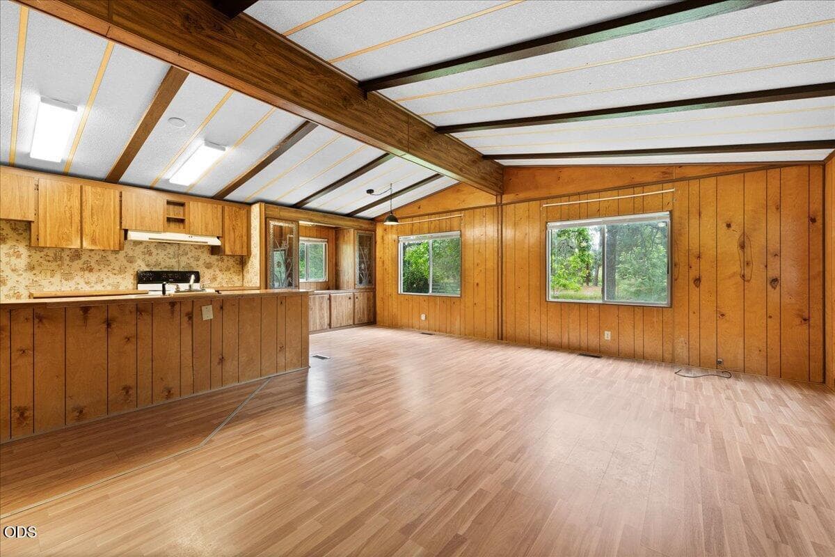 Photo of 2812 Hartley 3 of 20